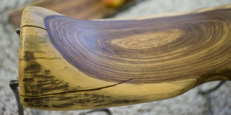 Kategoriebild der Kategorie “Hocker aus Palisander Vollholz oder upgecycelten Stahlfässern”