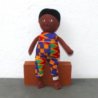  Artikelbild 1 des Artikels “Puppe Kwame “