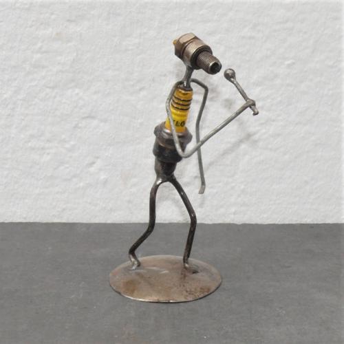 Artikelbild des Artikels “Zündkerzenfigur “