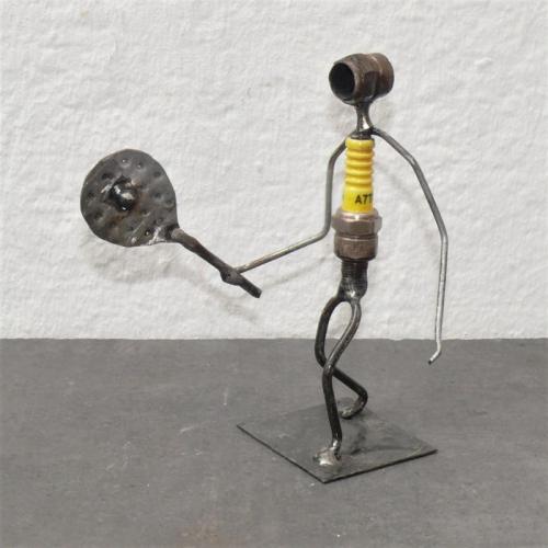 Artikelbild des Artikels “Zündkerzenfigur “