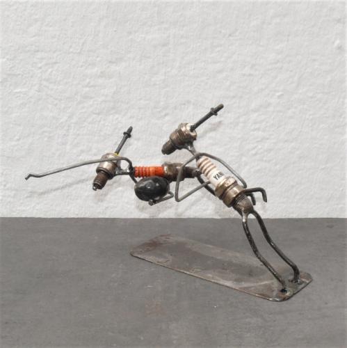 Artikelbild des Artikels “Zündkerzenfigur “