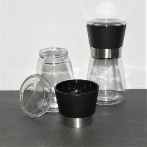 Artikelbild des Artikels “Gewürzmühle aus Glas mit Keramikmahlwerk “