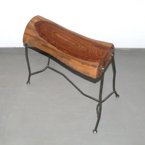 Artikelbild des Artikels “Hocker “