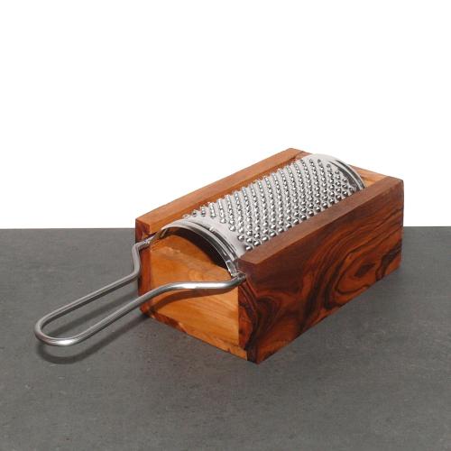 Artikelbild des Artikels “Große Parmesan- und Hartkäsereibe “