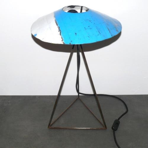 Artikelbild des Artikels “Tischlampe 