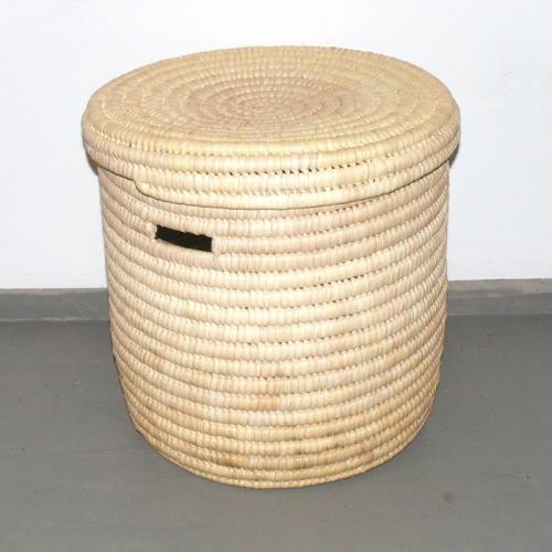 Artikelbild des Artikels “Wäschekorb mit Deckel  “