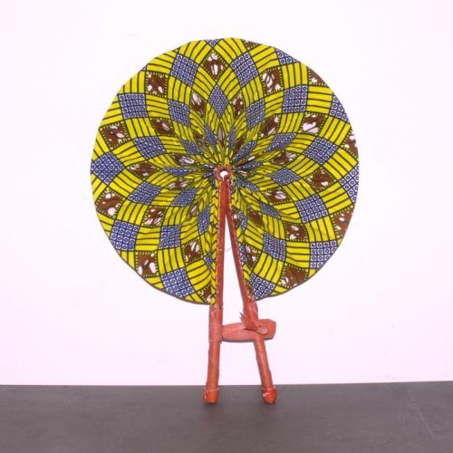 Artikelbild des Artikels “Fächer, zusammenklappbar “