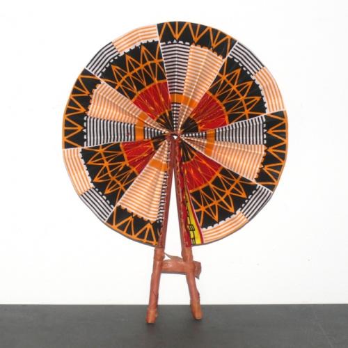 Artikelbild des Artikels “Fächer, zusammenklappbar “