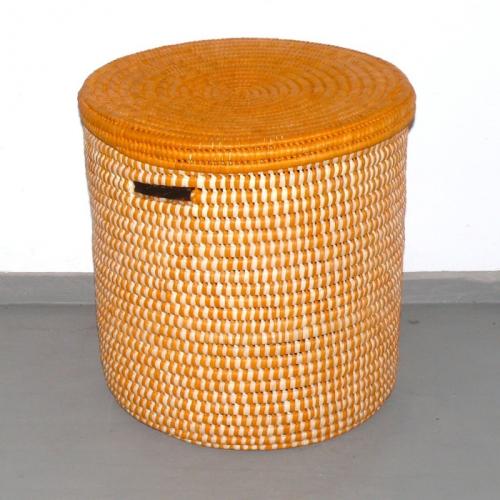 Artikelbild des Artikels “Wäschekorb mit Deckel “