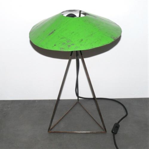 Artikelbild des Artikels “Tischlampe 