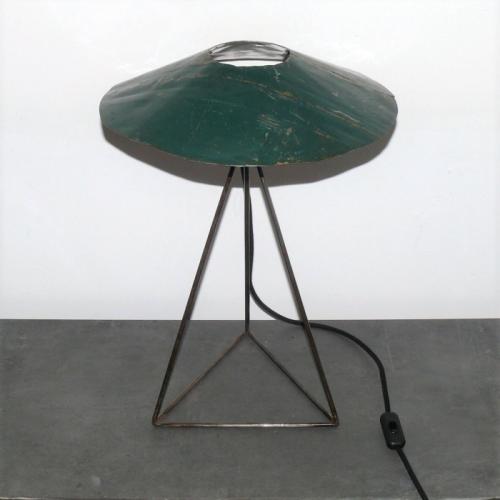 Artikelbild des Artikels “Tischlampe 