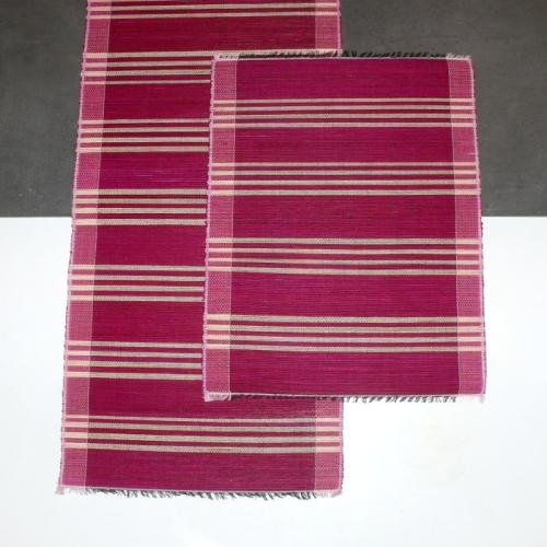 Artikelbild des Artikels “Tischsets mit 90 cm Läufer “