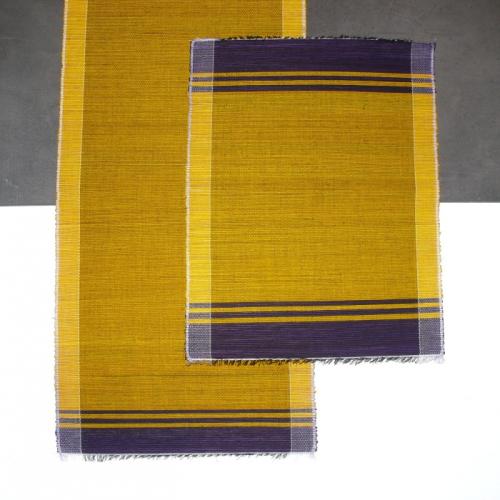 Artikelbild des Artikels “Tischsets mit 180 cm Läufer “