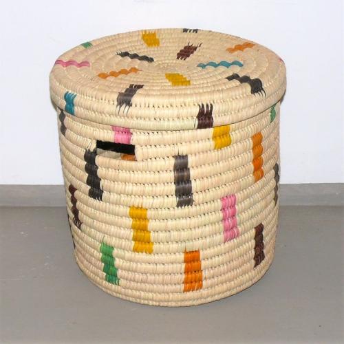 Artikelbild des Artikels “Wäschekorb mit Deckel “