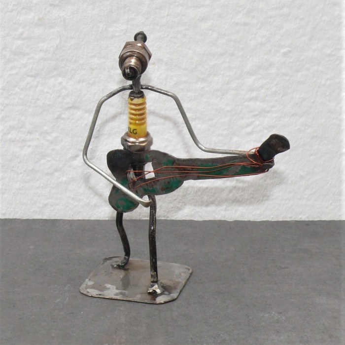  Artikelbild 1 des Artikels “Zündkerzenfigur “