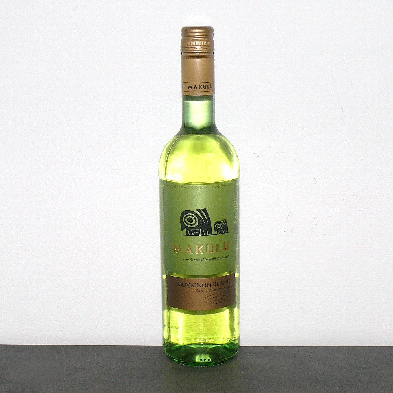  Artikelbild 1 des Artikels “MAKULU “