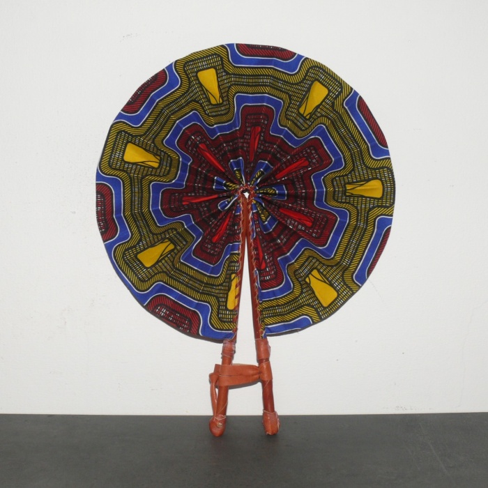  Artikelbild 1 des Artikels “Fächer, zusammenklappbar “