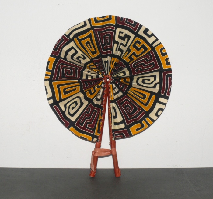  Artikelbild 1 des Artikels “Fächer, zusammenklappbar “