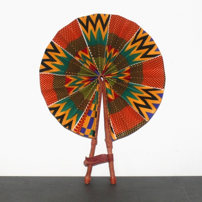  Artikelbild 1 des Artikels “Fächer, zusammenklappbar “