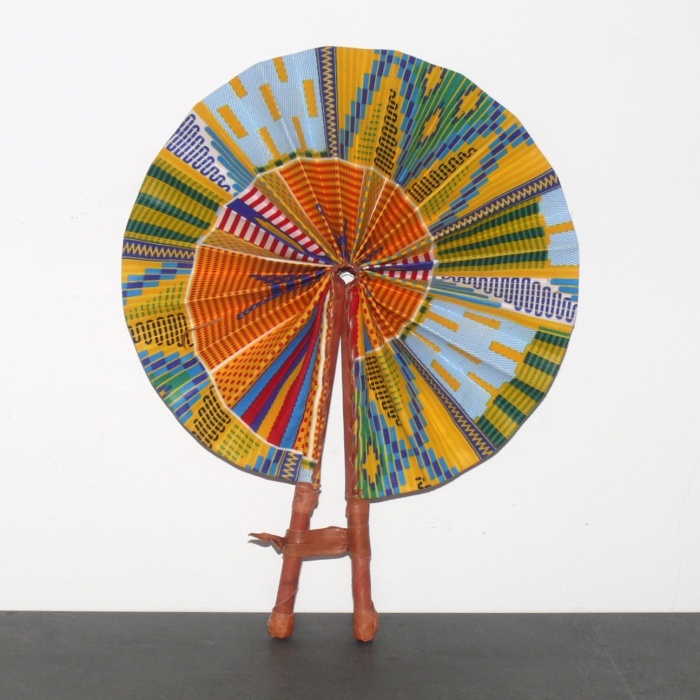  Artikelbild 1 des Artikels “Fächer, zusammenklappbar “