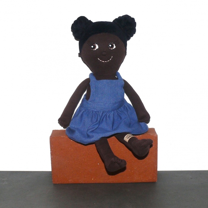  Artikelbild 1 des Artikels “Puppe Fia “