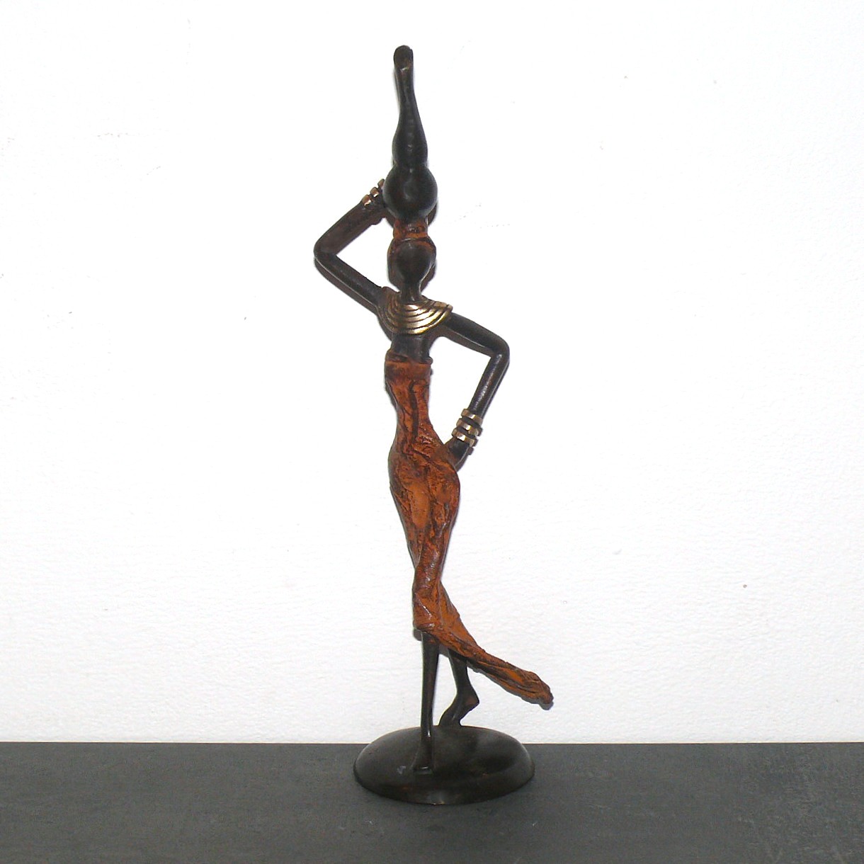  Artikelbild 1 des Artikels “Bronzefigur - 27 cm “
