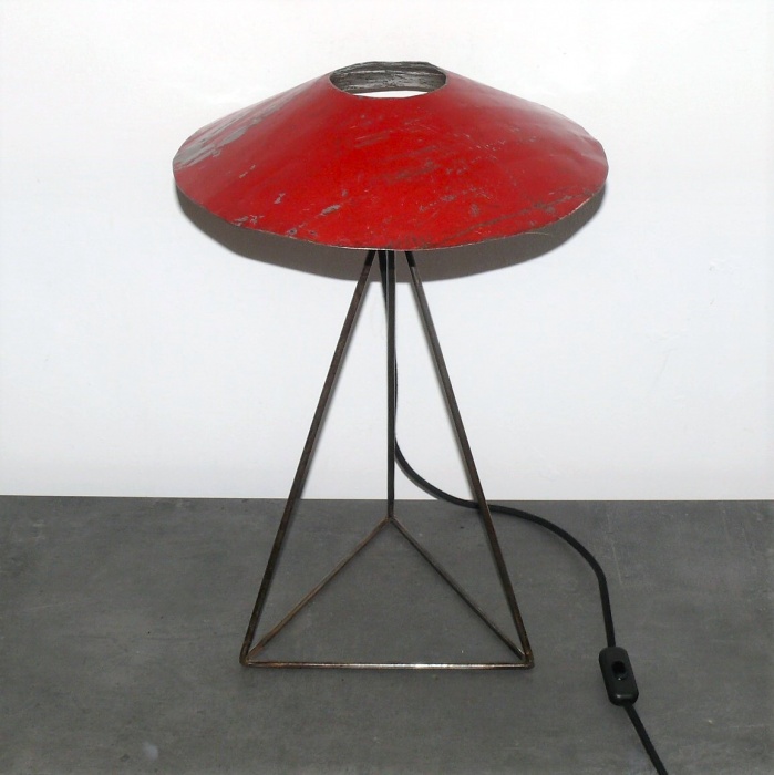  Artikelbild 1 des Artikels “Tischlampe 