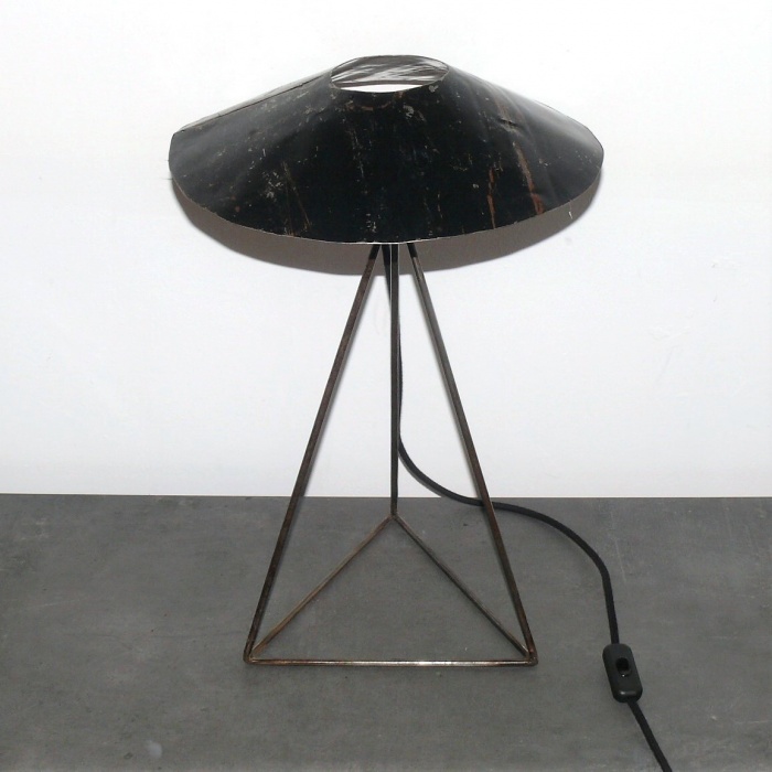  Artikelbild 1 des Artikels “Tischlampe 