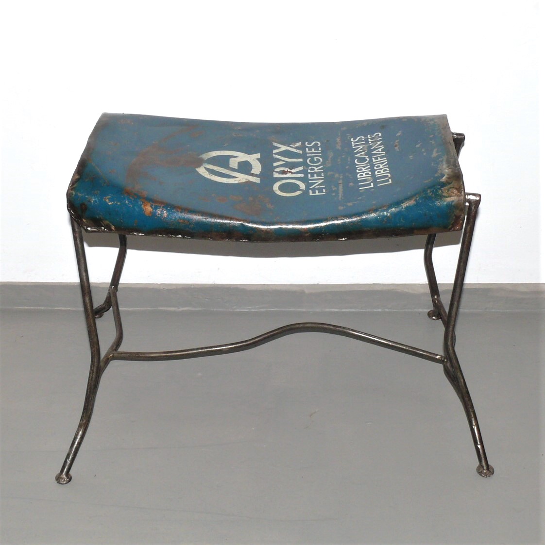  Artikelbild 2 des Artikels “Hocker “