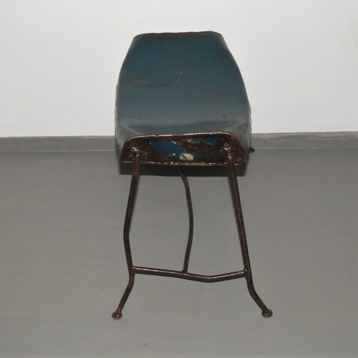  Artikelbild 3 des Artikels “Hocker “