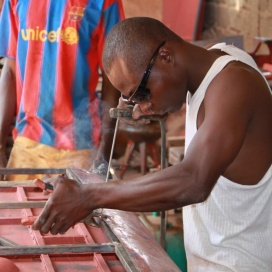  Artikelbild 7 des Artikels “Zündkerzenfigur “